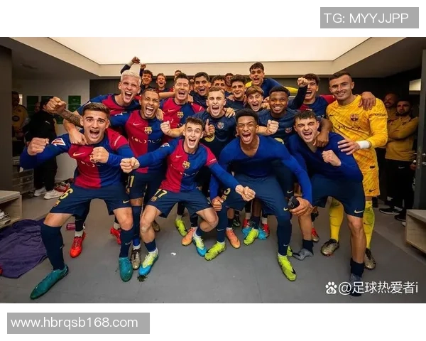 不同身高足球球员的风采展示与赛场表现分析 不同身高足球球员的风采展示与赛场表现分析