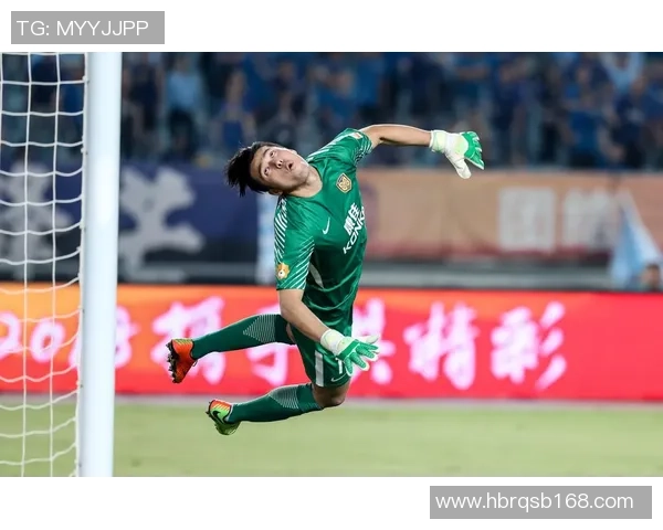 天津权健足球俱乐部曾经的明星球员是谁以及他们的成就分析